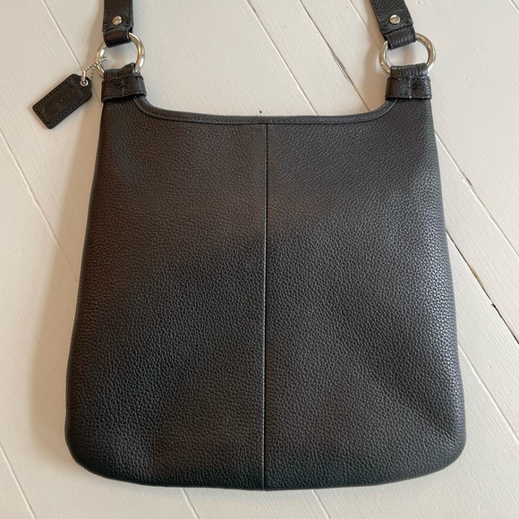 Coach Penelope cross-body No B1168-F16533 Black Pebble Leather w/silver hardware - Picture 3 of 6